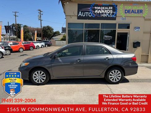 Used 2012 Toyota Corolla LE FWD image 11
