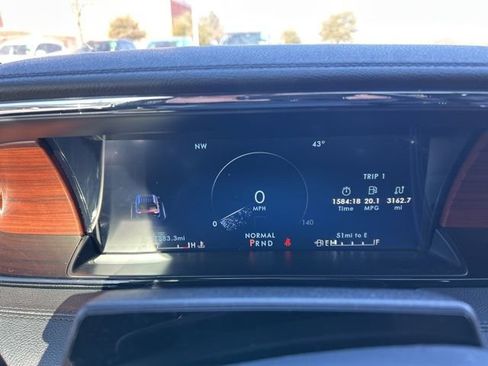 Used 2022 Lincoln Navigator Reserve image 15