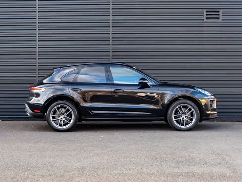 New 2026 Porsche Macan S AWD/4WD image 9