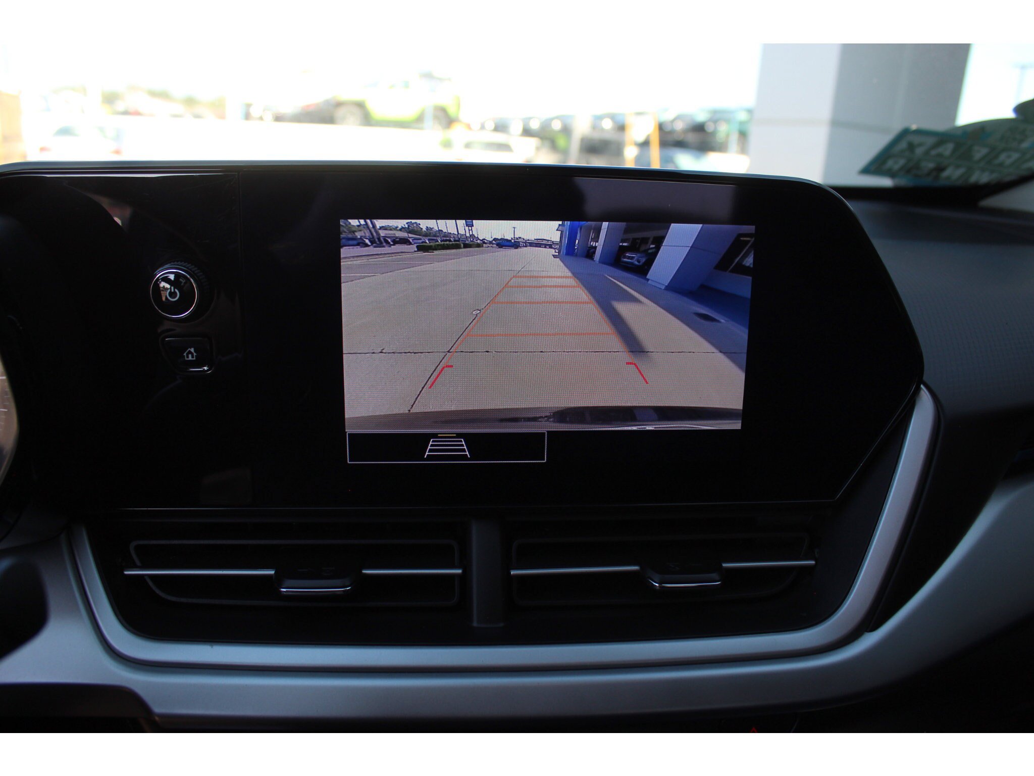 Used 2025 Chevrolet Trax LS FWD image 12