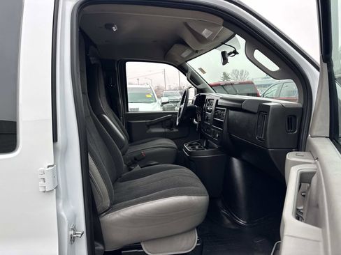 Used 2024 Chevrolet Express 2500 w/ Driver Convenience Package image 12