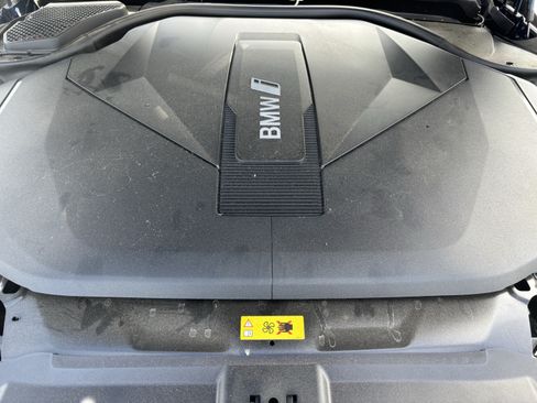 Used 2024 BMW i5 eDrive40i w/ Convenience Package RWD image 36