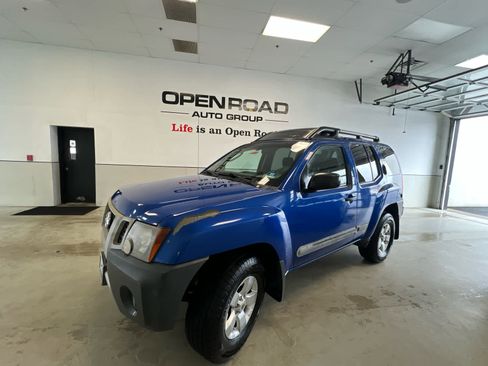 Used 2012 Nissan Xterra S image 2