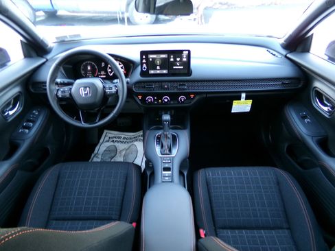 New 2026 Honda HR-V Sport image 9