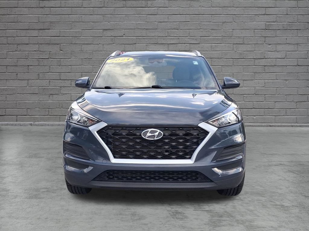 Used 2021 Hyundai Tucson Value w/ Cargo Package FWD image 2