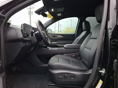 Certified 2026 Chevrolet Traverse LT AWD/4WD image 27
