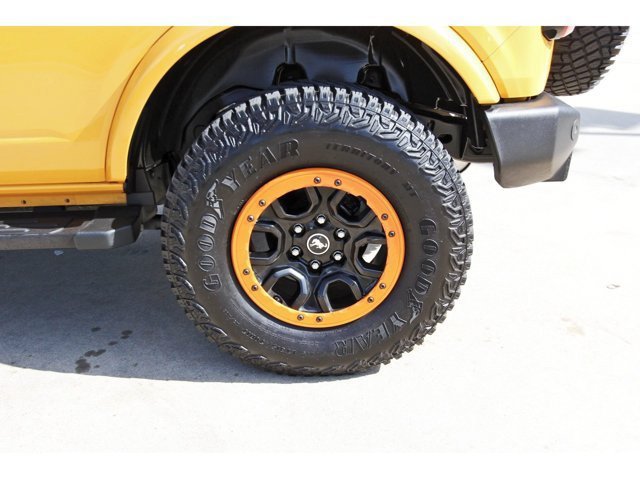 Used 2022 Ford Bronco Outer Banks AWD/4WD image 5