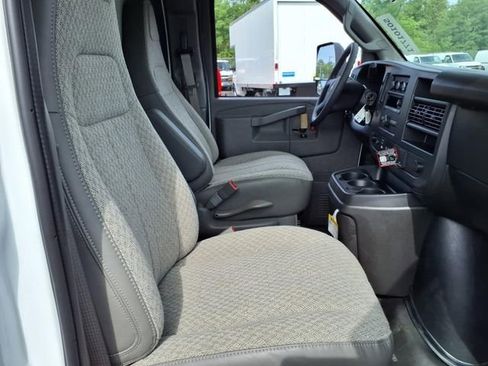 New 2025 Chevrolet Express 3500 w/ Power Convenience Package image 8
