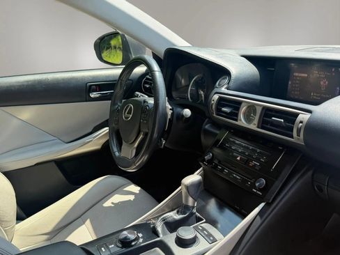 Used 2014 Lexus IS 250 RWD image 26