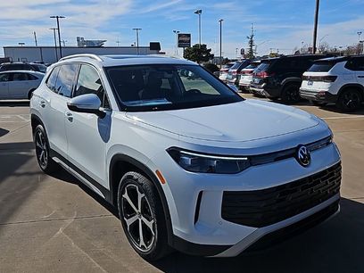 New 2026 Volkswagen Tiguan SE