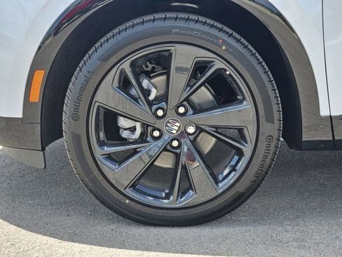 New 2025 Buick Envision Sport Touring image 8