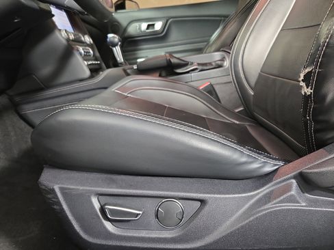 Used 2019 Ford Mustang GT Premium w/ Equipment Group 401A image 31