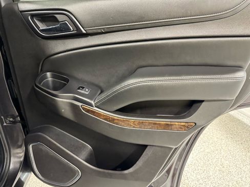 Used 2016 Chevrolet Tahoe LT image 12