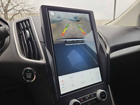 Used 2023 Ford Edge SE image 28
