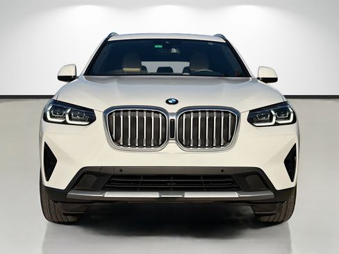 Used 2024 BMW X3 sDrive30i w/ Premium Package RWD image 8