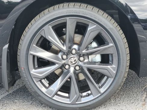 Used 2026 Toyota Corolla SE FWD image 8