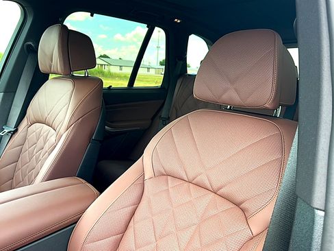 New 2026 BMW X5 sDrive40i w/ Executive Package RWD image 11