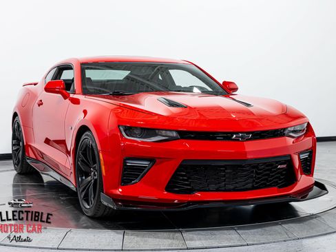 Used 2016 Chevrolet Camaro SS RWD image 28
