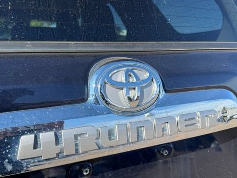 Used 2023 Toyota 4Runner Limited AWD/4WD image 17