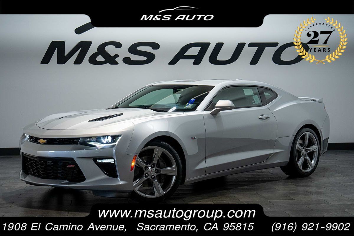 Used 2018 Chevrolet Camaro SS RWD image 1