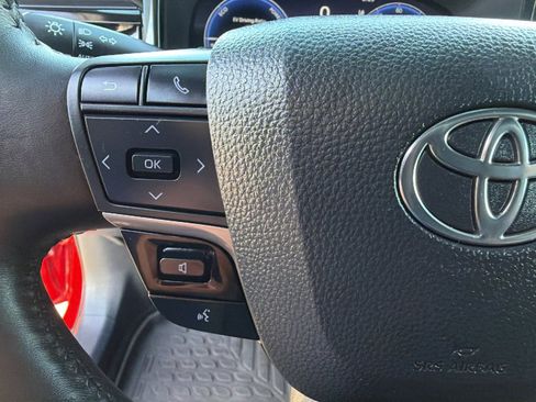 Used 2025 Toyota Camry XSE image 19