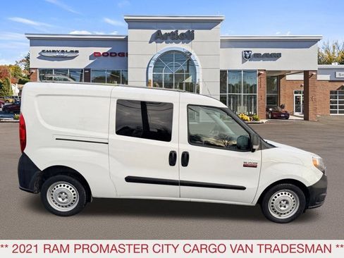 Used 2021 RAM ProMaster City Tradesman image 7