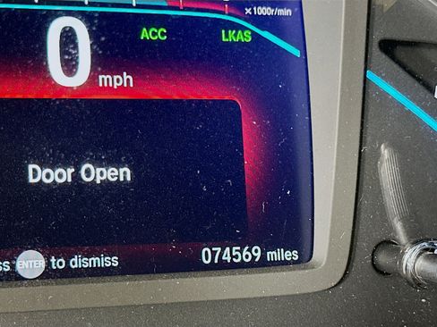 Used 2018 Honda Odyssey EX image 19