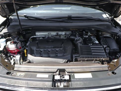 Used 2022 Volkswagen Tiguan SE FWD image 11