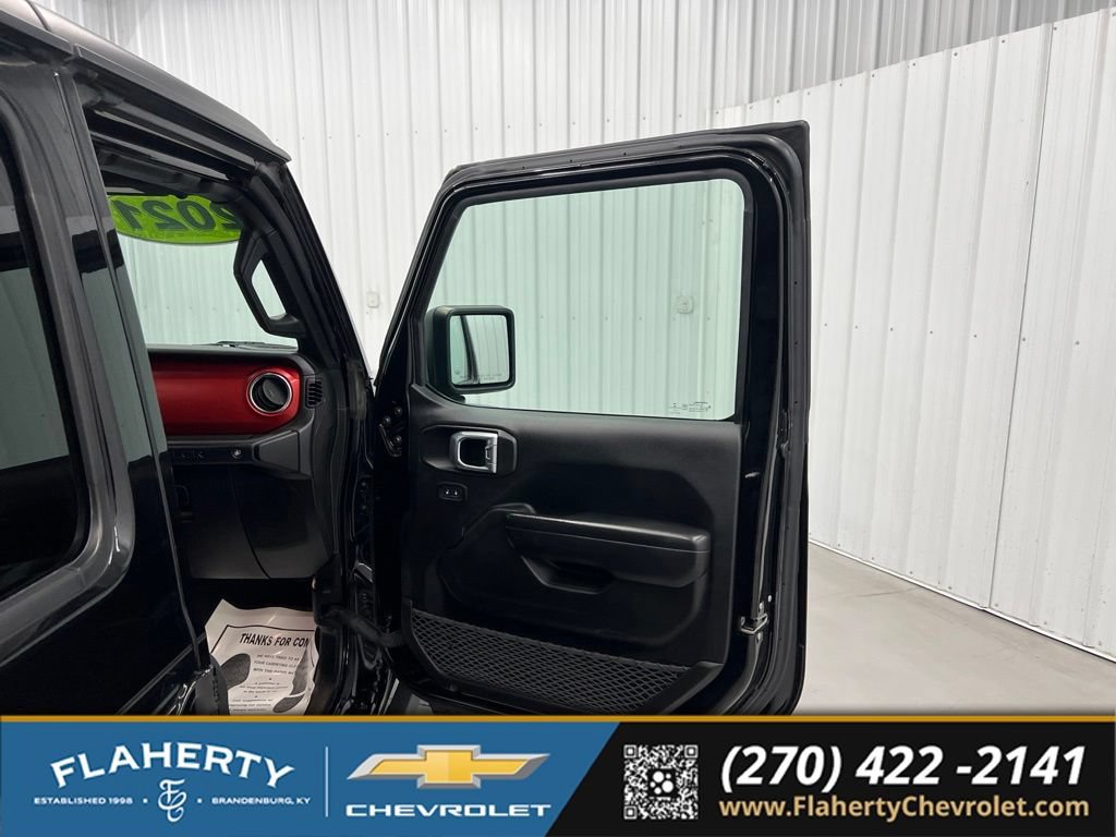 Used 2021 Jeep Wrangler Unlimited Rubicon AWD/4WD image 14