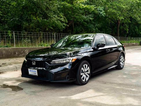 Used 2026 Honda Civic LX image 5