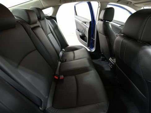 Used 2018 Honda Civic Touring image 26