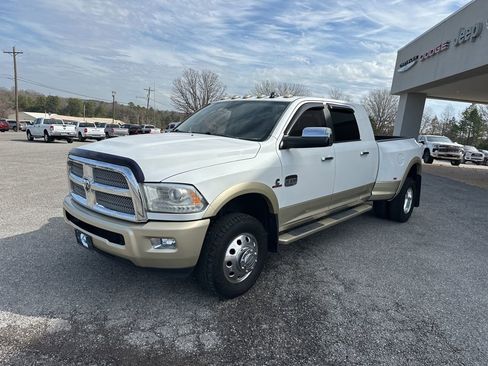 Used 2015 RAM 3500 Laramie Longhorn image 3