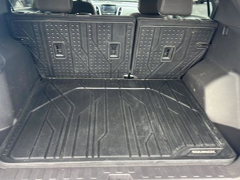 Used 2024 Chevrolet Equinox LS w/ LS Convenience Package image 23