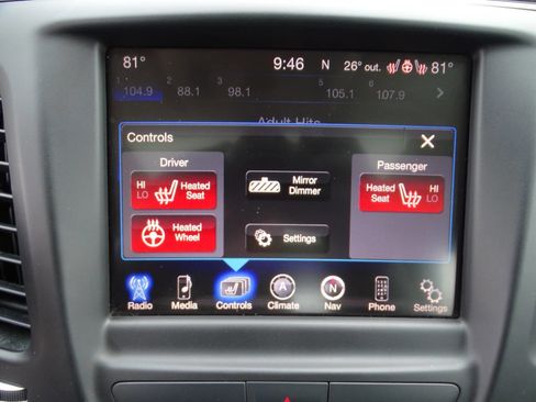 Used 2015 Chrysler 200 C w/ Sun/Sound Group image 26