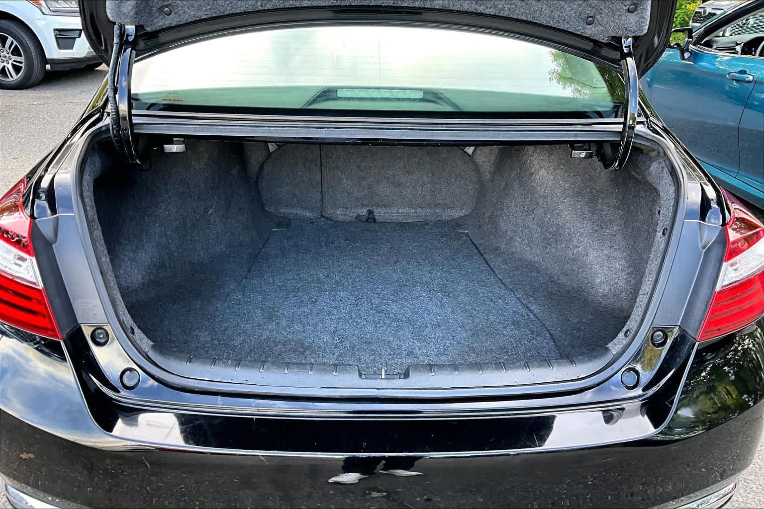 Used 2016 Honda Accord EX image 31