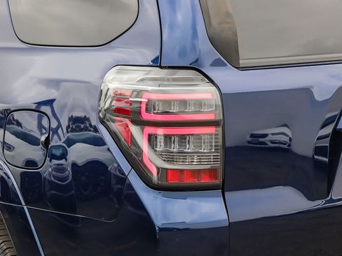 Used 2020 Toyota 4Runner SR5 w/ Wilderness Package AWD/4WD image 7