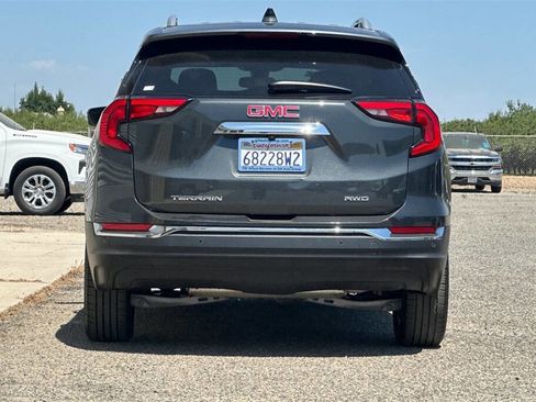 Used 2020 GMC Terrain SLT w/ Preferred Package image 6