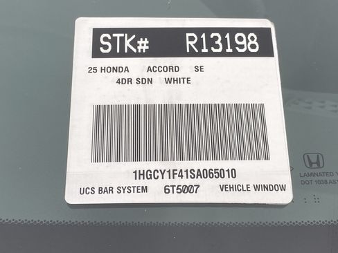 Certified 2025 Honda Accord SE image 31