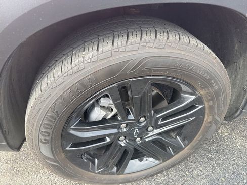 Used 2024 Chevrolet Trax ACTIV w/ Sunroof Package image 18