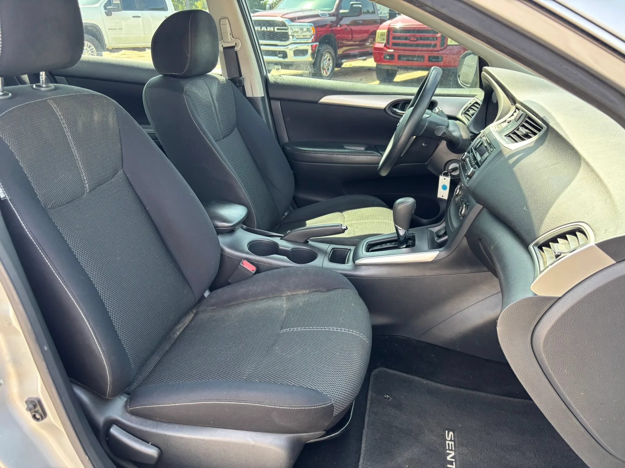 Used 2017 Nissan Sentra S FWD image 21