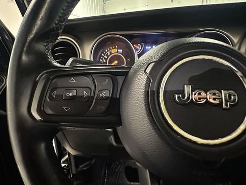 Used 2020 Jeep Wrangler Unlimited Sport S AWD/4WD image 29