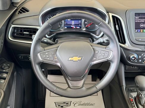 Used 2024 Chevrolet Equinox LT AWD/4WD image 16