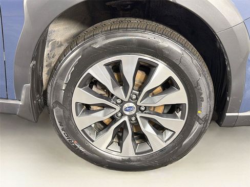Used 2023 Subaru Outback Limited AWD/4WD image 37