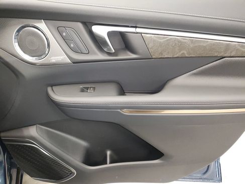 New 2026 Buick Enclave Avenir w/ Super Cruise Package FWD image 9