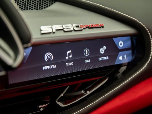 Used 2022 Ferrari SF90 Spider AWD/4WD image 32