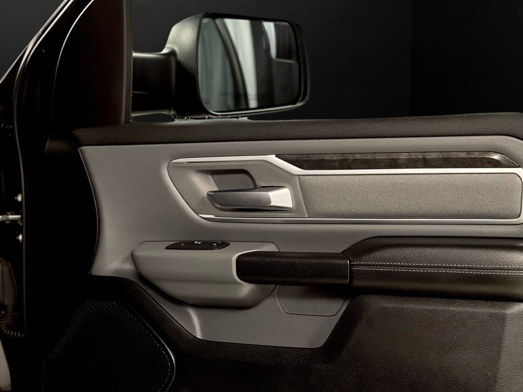 Used 2020 RAM 1500 Big Horn AWD/4WD image 40
