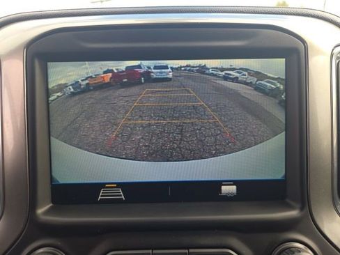 Used 2021 Chevrolet Silverado 1500 LT image 60