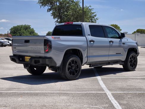 Used 2019 Toyota Tundra SR5 w/ SR5 Upgrade Package AWD/4WD image 3
