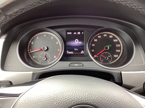 Used 2018 Volkswagen Atlas SE image 18