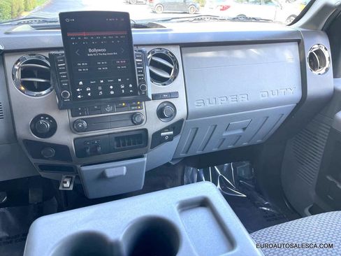 Used 2014 Ford F250 XLT w/ Camper Package image 14